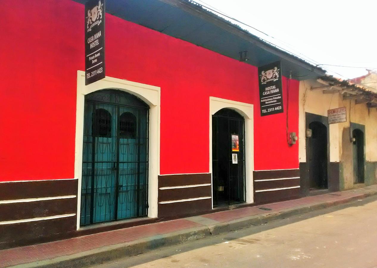 Hostal Casa Ivana León Dış mekan fotoğraf